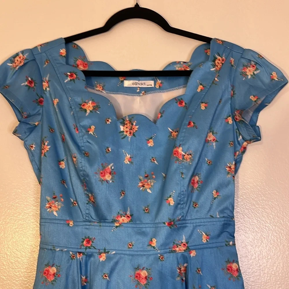 eShakti | Virginia floral retro style dress Women’s 6 (Custom) scalloped Midi - Picture 5 of 12